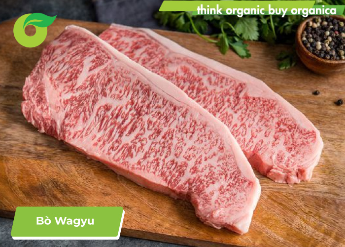 Bò Wagyuhay bò Nhật Bản - đây là tên gọi chung của bốn giống bò thịt đặc sản của xứ sở mặt trời mọc.